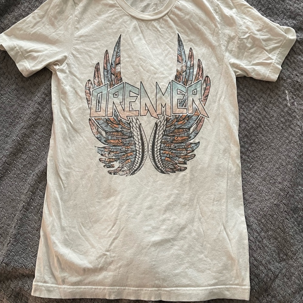 Dreamer Graphic Tee